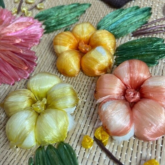 60s-70s Vintage Boho Straw Woven Handbag 3DFloral Embroidery Raffia Shoulder bag - Picture 8 of 16